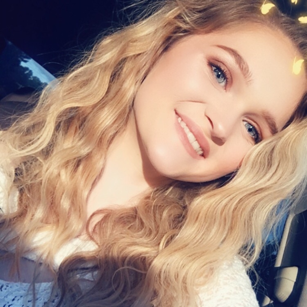 Meet your Posher, Samantha